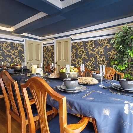 סאפרון וולדן Luxury 9 Bed Manor House Hot Tub Cinema Room Skytv מראה חיצוני תמונה