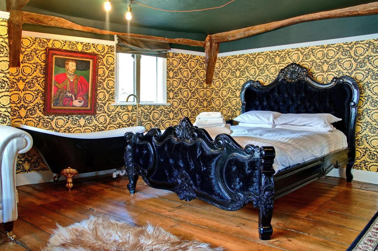 סאפרון וולדן Luxury 9 Bed Manor House Hot Tub Cinema Room Skytv מראה חיצוני תמונה